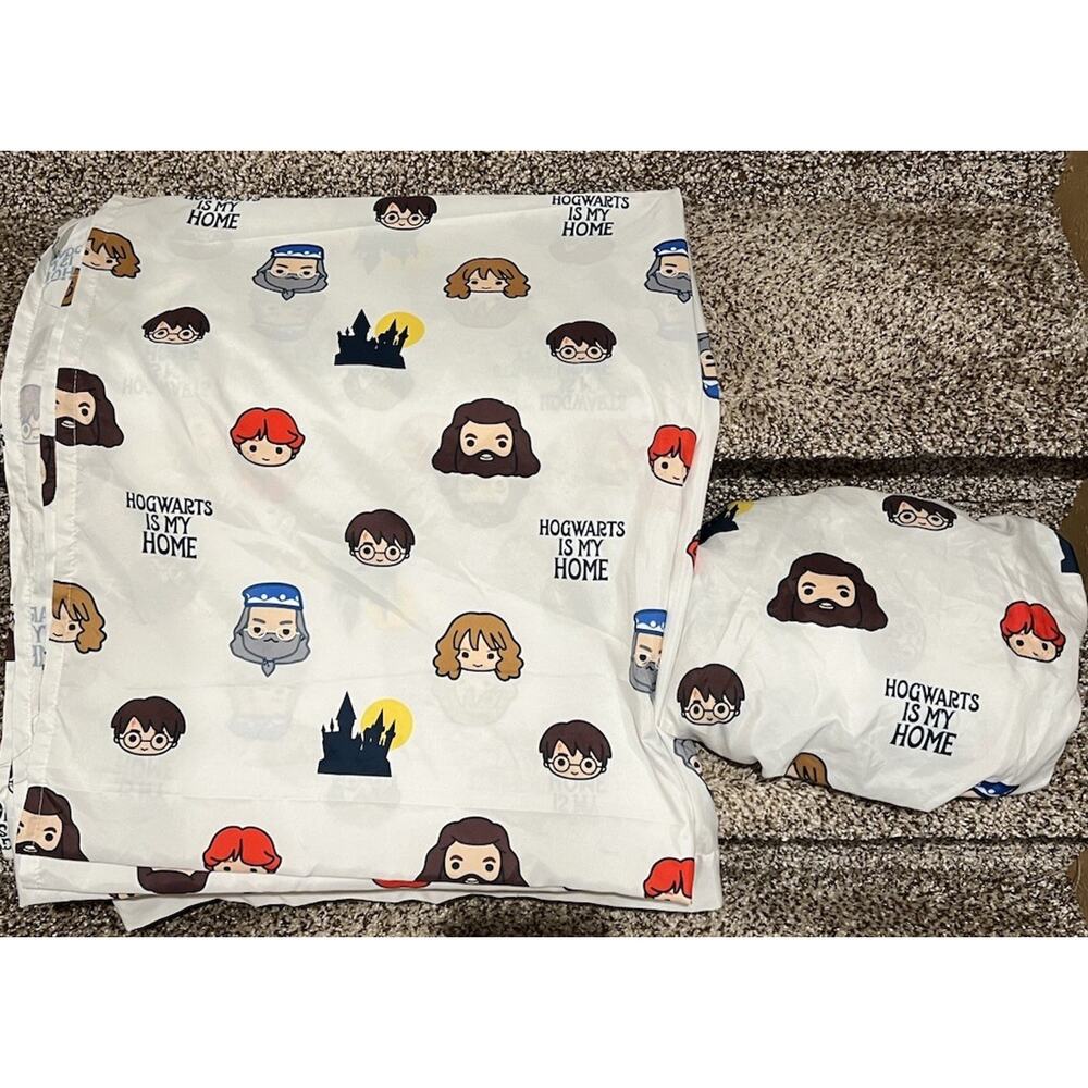 Harry Potter Hogwarts is My Home Jay Franco Set Of Full Size Flat/Fitted Sheets